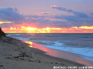 Sunrise at Ditch Plains Beach